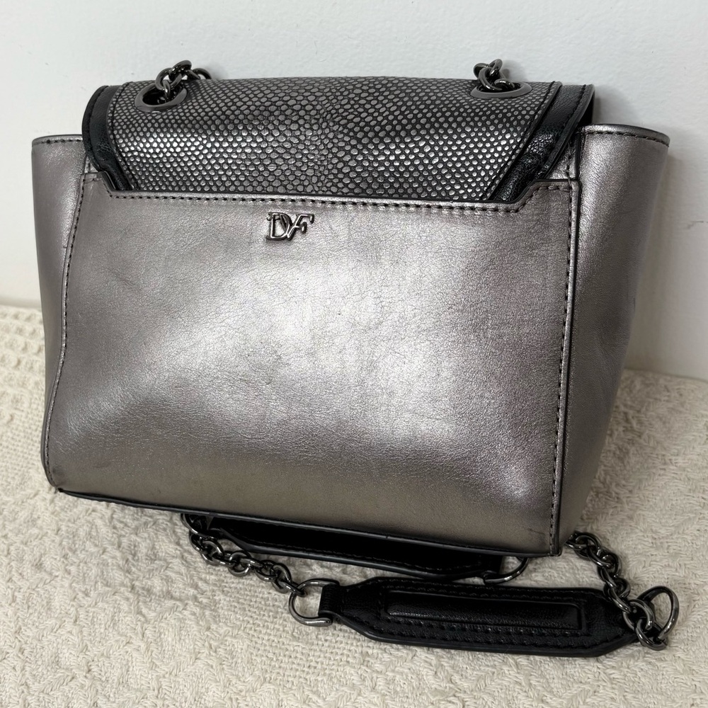 Metallic Gray Chain Shoulder Bag - Picture 6 of 10